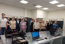 26 сентября 2024 года базе Школьного «Кванториума» Образовательного Центра «ФЛАГМАН» учебно-методический центр «Развитие образование» организовал установочное совещание «Совершенствование условий для повышения качества образования в общеобразовательных организациях Центров «Точка роста», Школьного технопарка «Кванториум» для руководителей образовательных Центров «Точка роста» и Школьного технопарка «Кванториум» Одинцовского городского округа.