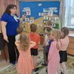 28 марта 2025 года в МБОУ Одинцовской СОШ № 1 дошкольном отделении – детском саду № 13 состоялся семинар для воспитателей Одинцовского городского округа «Экономическое воспитание дошкольников: формирование предпосылок финансовой грамотности».